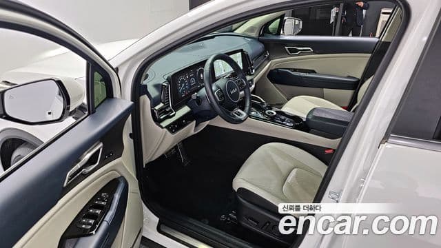 Kia Sportage 2022 — Фото 10/20