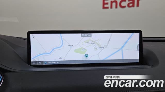 Genesis Electrified G80 2023 — ფოტო 15/20