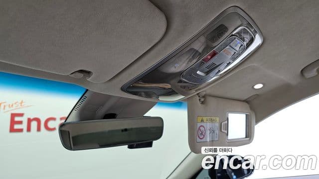 Genesis Electrified G80 2023 — ფოტო 18/20