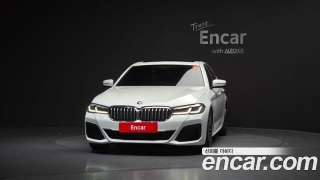 BMW 5 Series 2022 — Photo 8/20