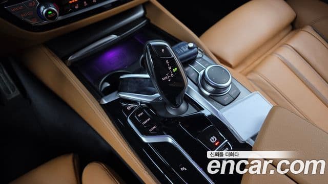 BMW 5 Series 2022 — Photo 15/20