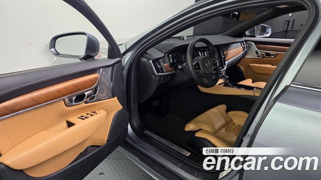 Volvo S90 2019 — Şəkil 10/20