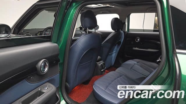 Mini Cooper S Clubman 2023 — Şəkil 12/20