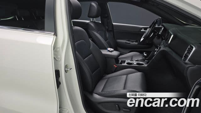 Kia Sportage The Bold 2020 — ფოტო 10/20