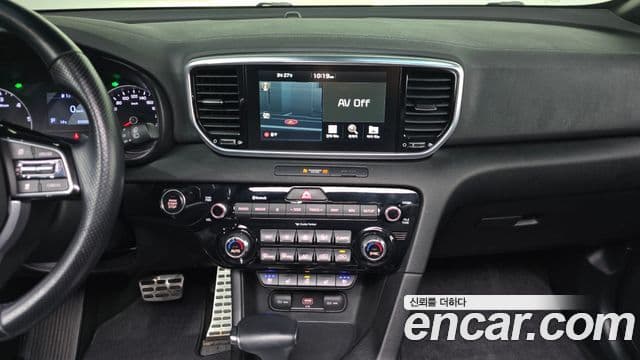 Kia Sportage The Bold 2020 — ფოტო 15/20