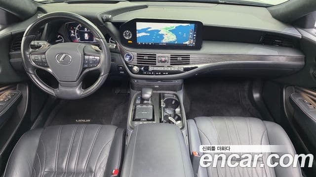 Lexus LS500h 2021 — Şəkil 7/20