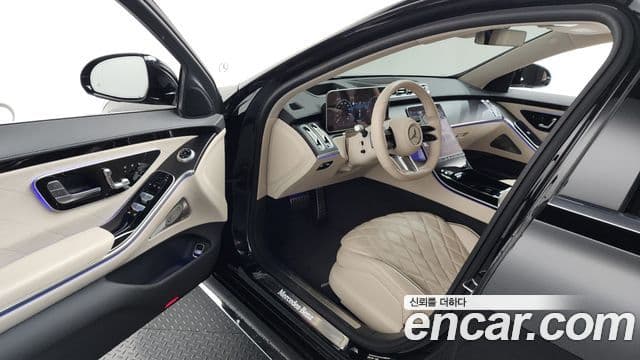Mercedes-Benz S-Class 2022 — Photo 16/20