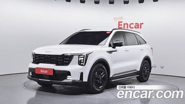 Kia Sorento 2023 — Фото 1/20