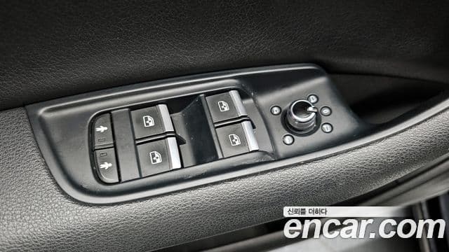 Audi Q7 2019 — ფოტო 13/20