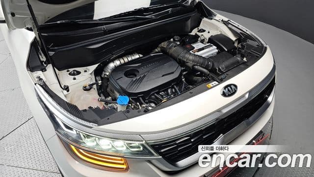 Kia Seltos 2020 — ფოტო 6/20