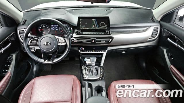 Kia Seltos 2020 — ფოტო 7/20