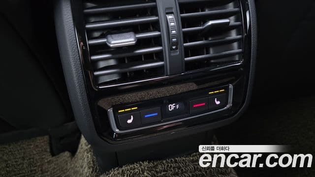 Volkswagen Arteon 2019 — ფოტო 19/20