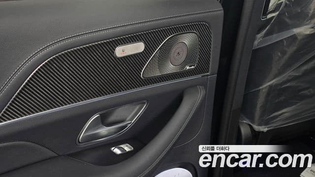 Mercedes-Benz GLE-Class 2025 — Şəkil 18/20