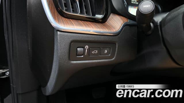 Volvo XC60 2021 — Şəkil 2/20