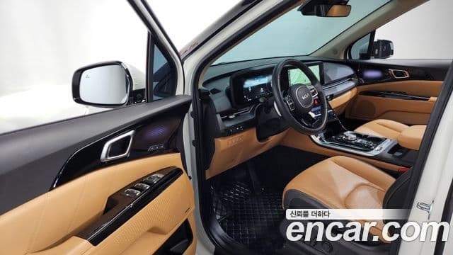 Kia Carnival 2023 — ფოტო 9/20