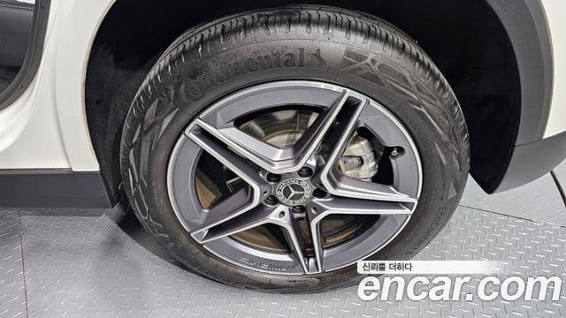 Mercedes-Benz GLA-Class 2022 — ფოტო 5/20
