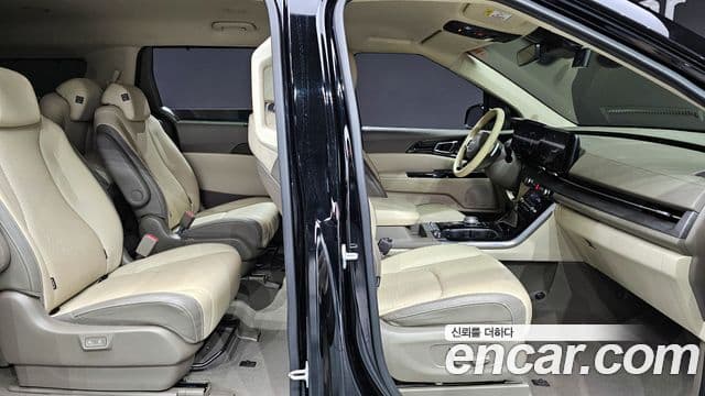 Kia Carnival 2022 — Şəkil 10/20