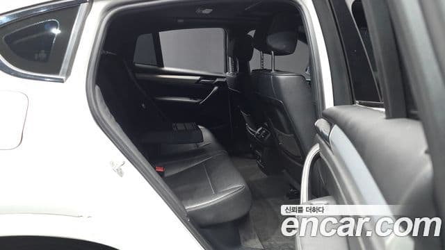 BMW X4 2018 — Şəkil 12/20