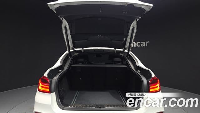 BMW X4 2018 — Şəkil 20/20