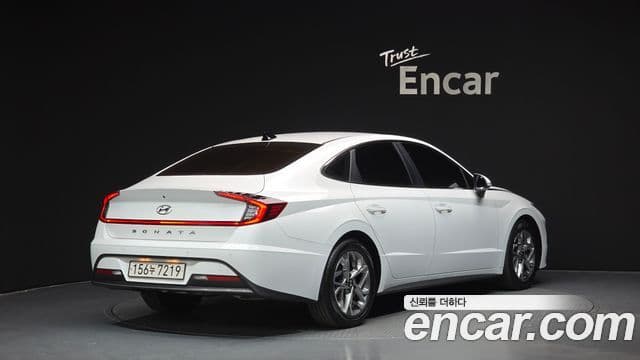 Hyundai Sonata 2021 — Фото 2/20