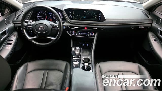Hyundai Sonata 2021 — Фото 7/20