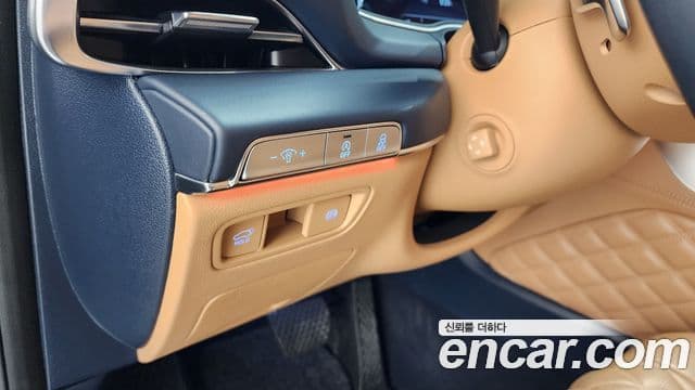 Genesis GV80 2022 — ფოტო 14/20