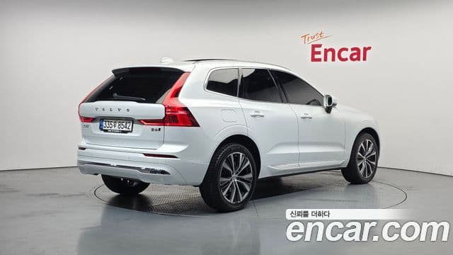 Volvo XC60 2021 — Şəkil 2/20