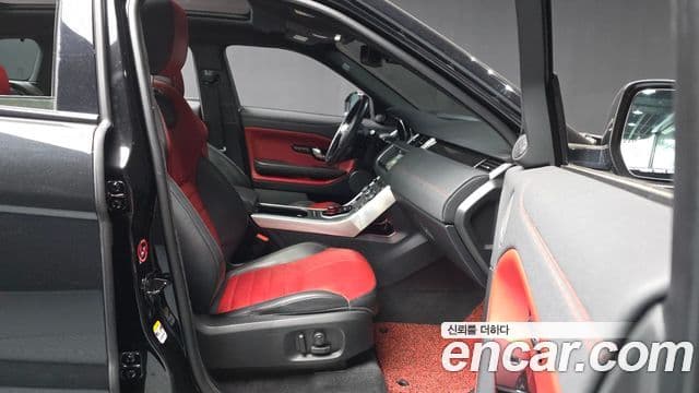 Land Rover Range Rover Evoque 2018 — Фото 11/20