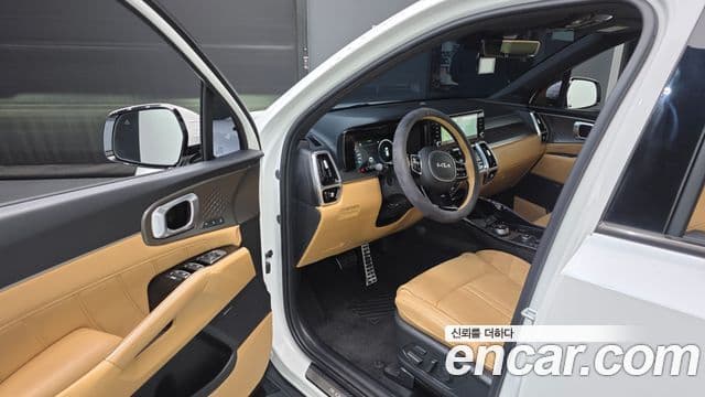 Kia Sorento 2022 — Фото 10/20