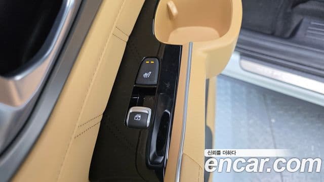 Kia Sorento 2022 — Фото 18/20