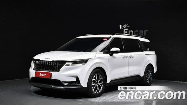 Kia Carnival 2022 — Фото 1/20