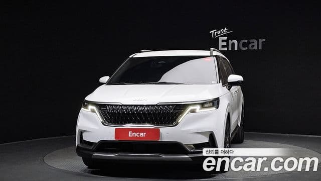 Kia Carnival 2022 — Фото 3/20