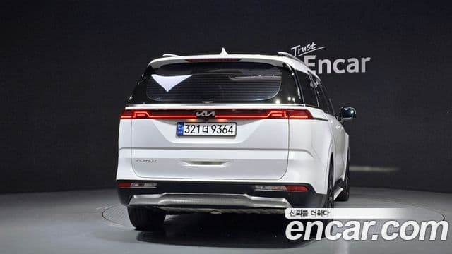 Kia Carnival 2022 — Фото 4/20