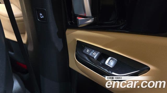Kia Carnival 2022 — Фото 18/20