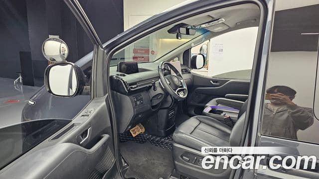 Hyundai Staria 2021 — ფოტო 11/20