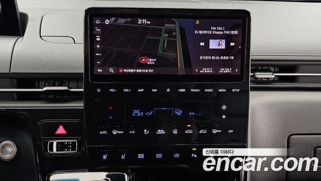 Hyundai Staria 2021 — Photo 18/20