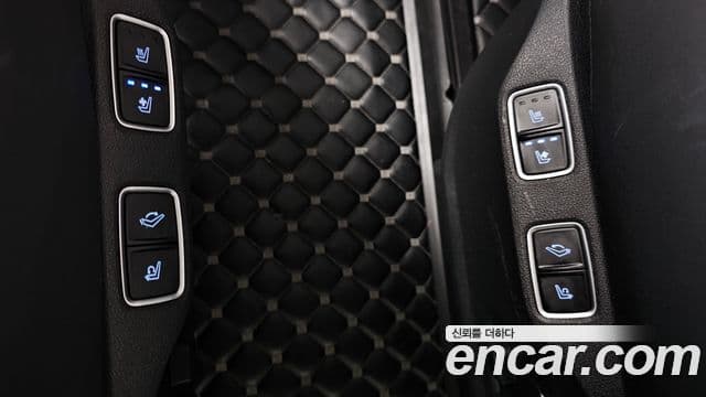 Hyundai Staria 2021 — ფოტო 18/20