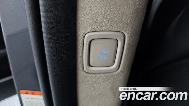 Hyundai Staria 2021 — ფოტო 19/20