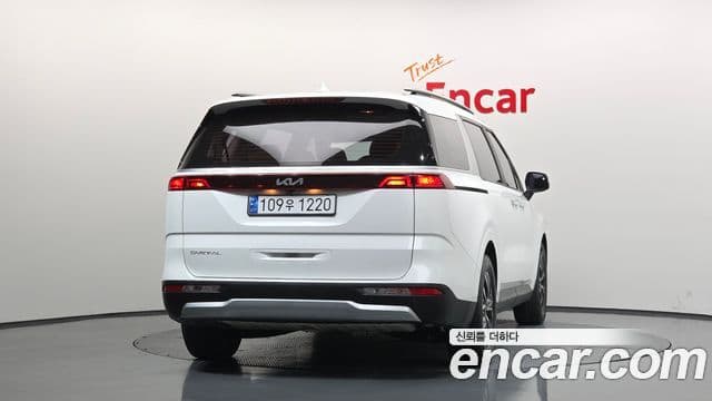 Kia Carnival 2022 — Фото 4/20