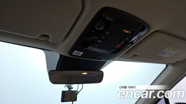 Kia Carnival 2022 — Фото 18/20