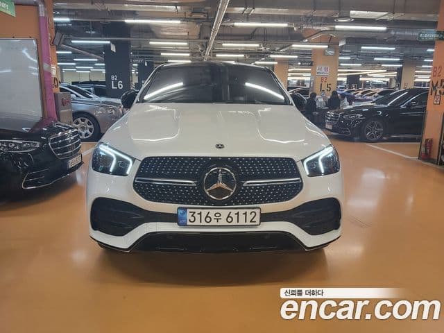 Mercedes-Benz GLE-Class 2022 — Фото 1/12