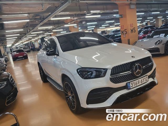 Mercedes-Benz GLE-Class 2022 — Фото 11/12