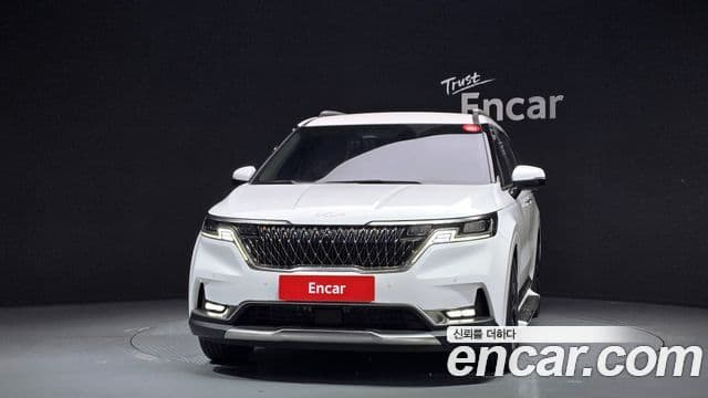 Kia Carnival 2022 — ფოტო 3/20
