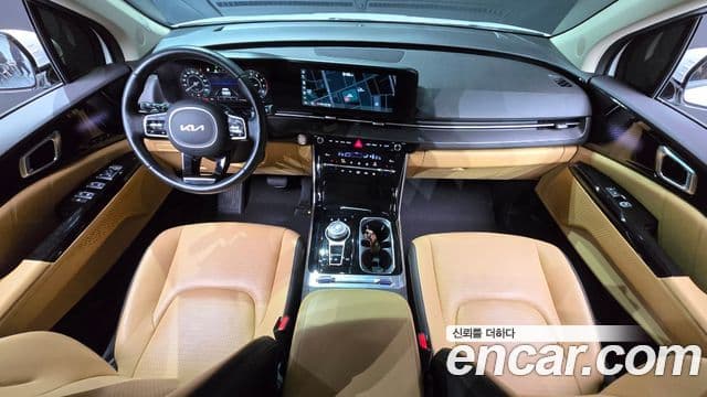 Kia Carnival 2022 — ფოტო 7/20