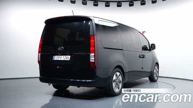 Hyundai Staria 2022 — Şəkil 2/20