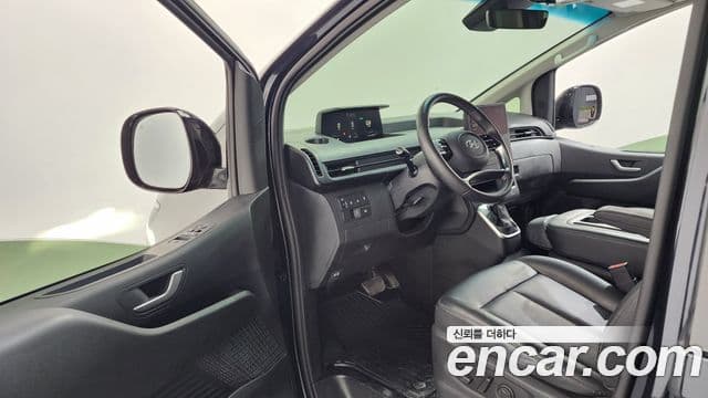 Hyundai Staria 2022 — Şəkil 10/20
