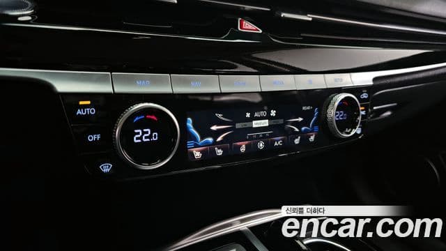 Genesis Electrified G80 2022 — Şəkil 16/20