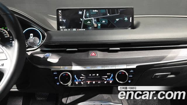 Genesis G80 2021 — ფოტო 13/20