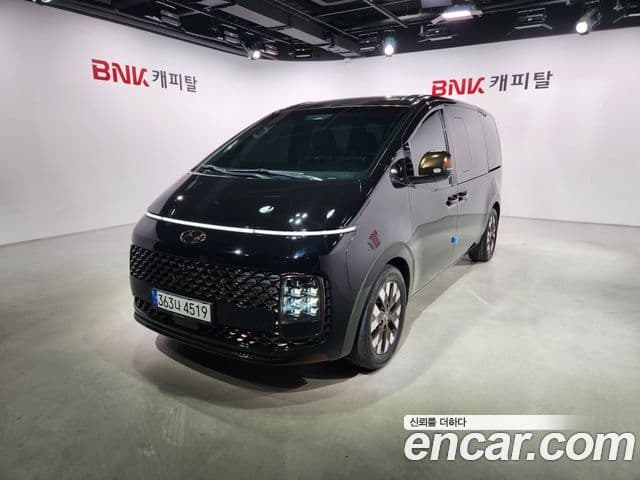 Hyundai Staria 2022 — Photo 3/20
