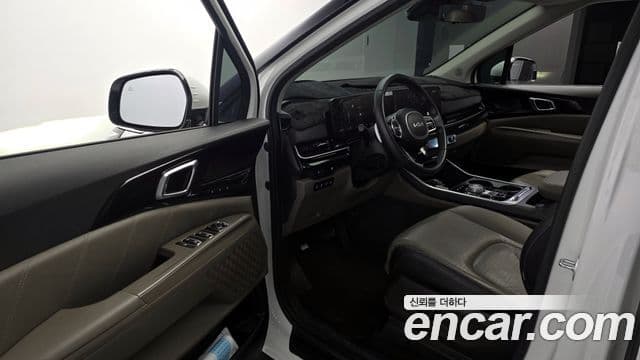 Kia Carnival 2024 — ფოტო 10/20